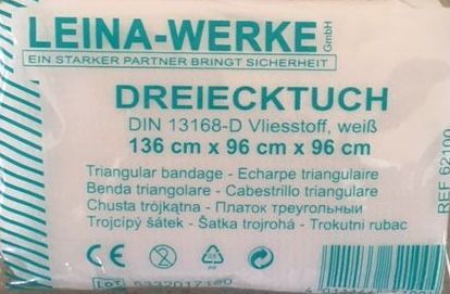 Chusta trójkątna włókninowa